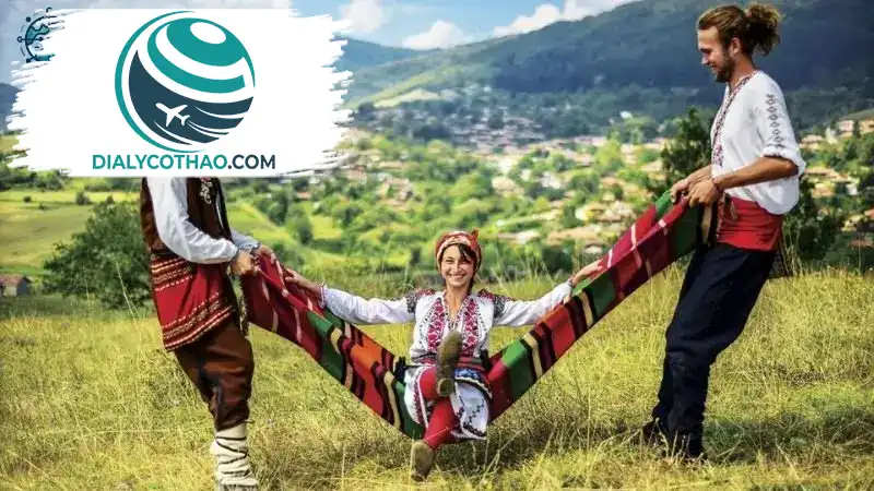 Tìm hiểu nền văn hóa đa dạng Tìm hiểu nền văn hóa đa dạng